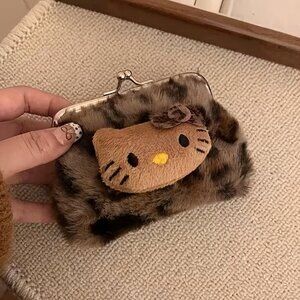 hello kitty coin purse wallet brown/tan fuzzy leopard print Z253